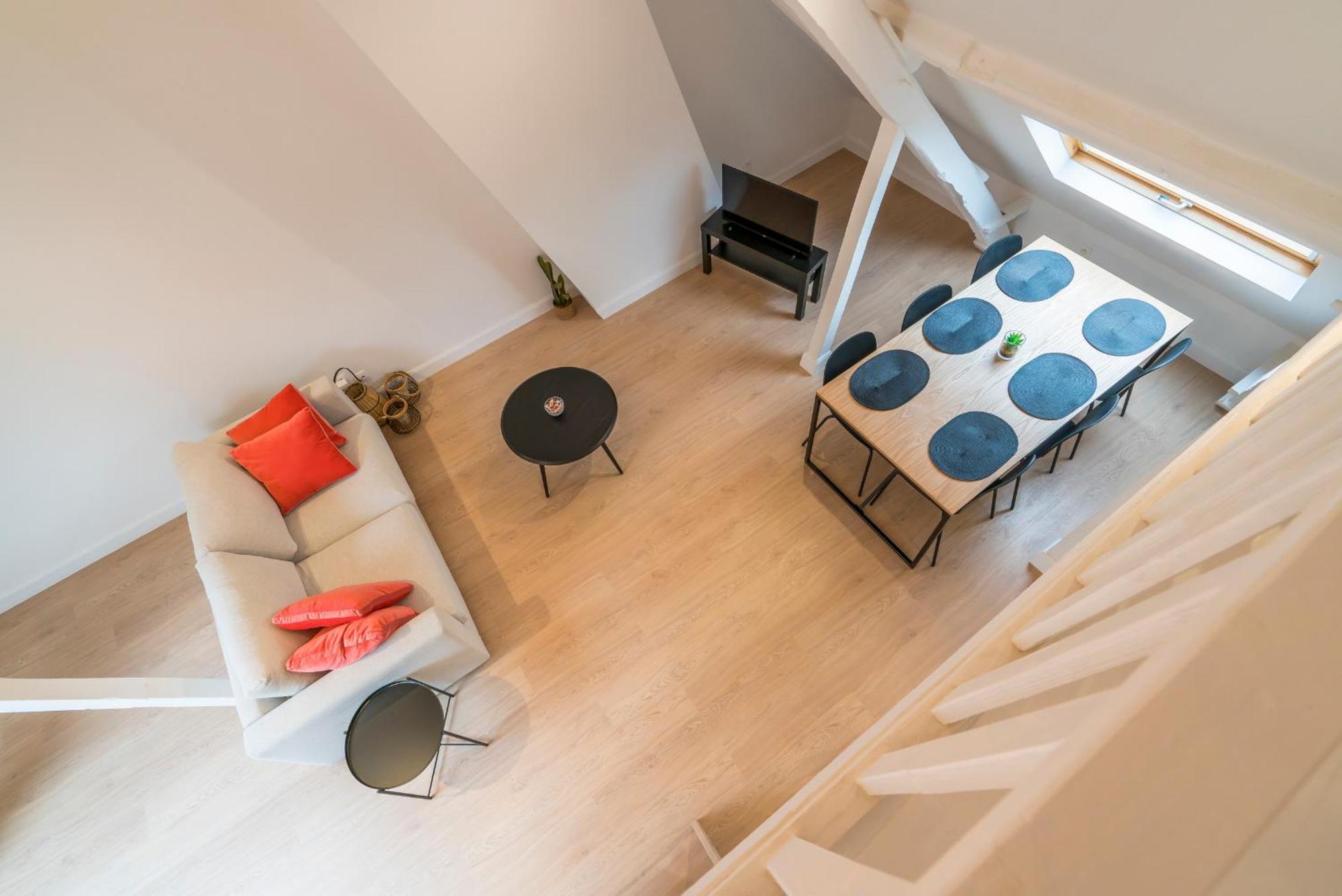 Prime Location, Stylish Duplex, 5pax * Gent